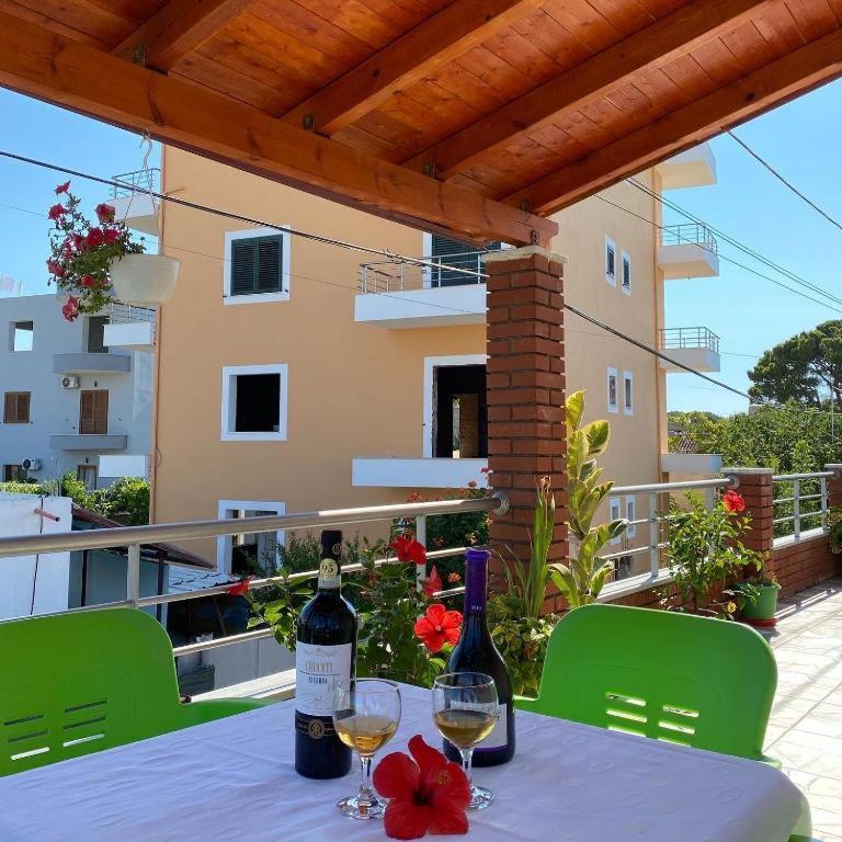 Arlind'S Apartaments Vlorë Eksteriør bilde