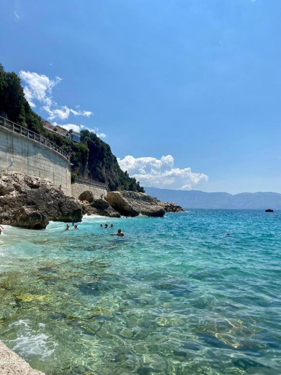 Arlind'S Apartaments Vlorë Eksteriør bilde