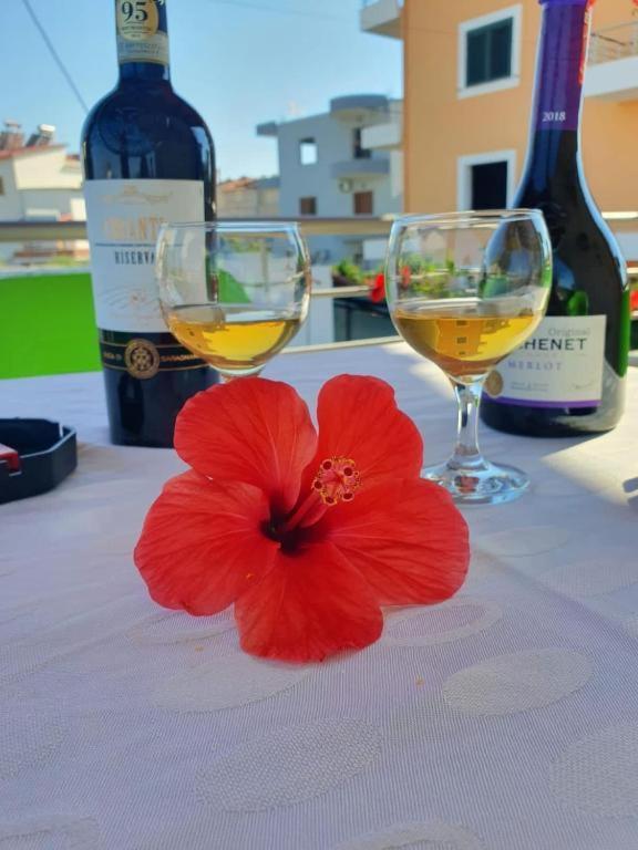 Arlind'S Apartaments Vlorë Eksteriør bilde