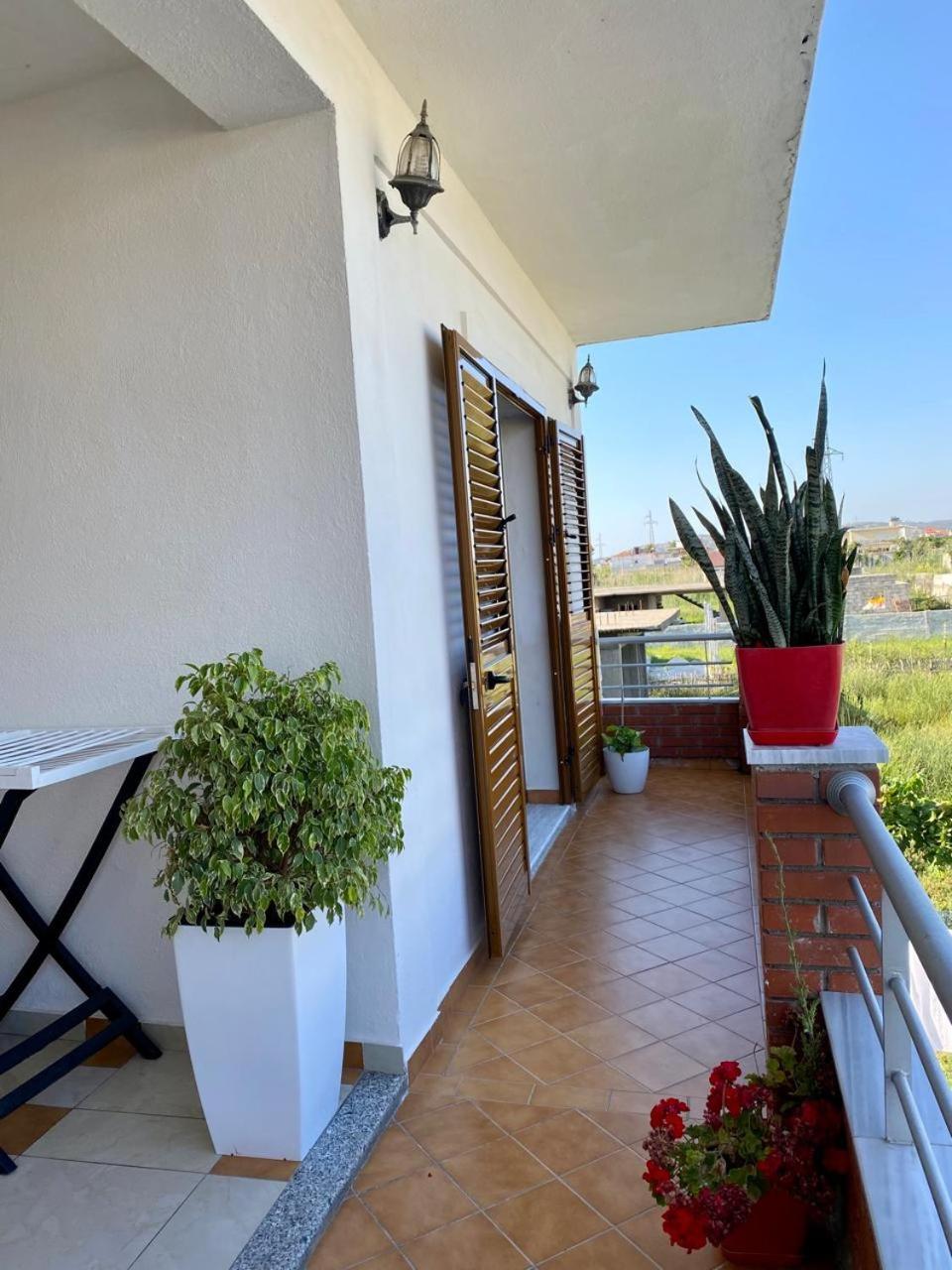 Arlind'S Apartaments Vlorë Eksteriør bilde